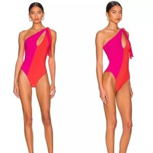Beach Riot Nia One Piece Swimsuit in Magenta Coral Size M